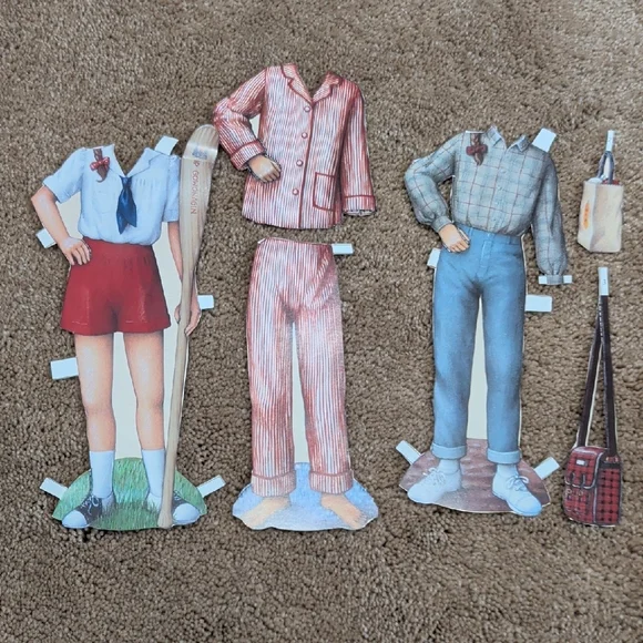 American Girls Paper Dolls Book 1992 - Picture 7 of 10